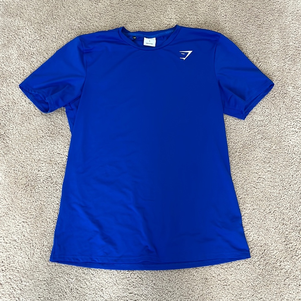 Gymshark men’s shirt/ Top. Size L